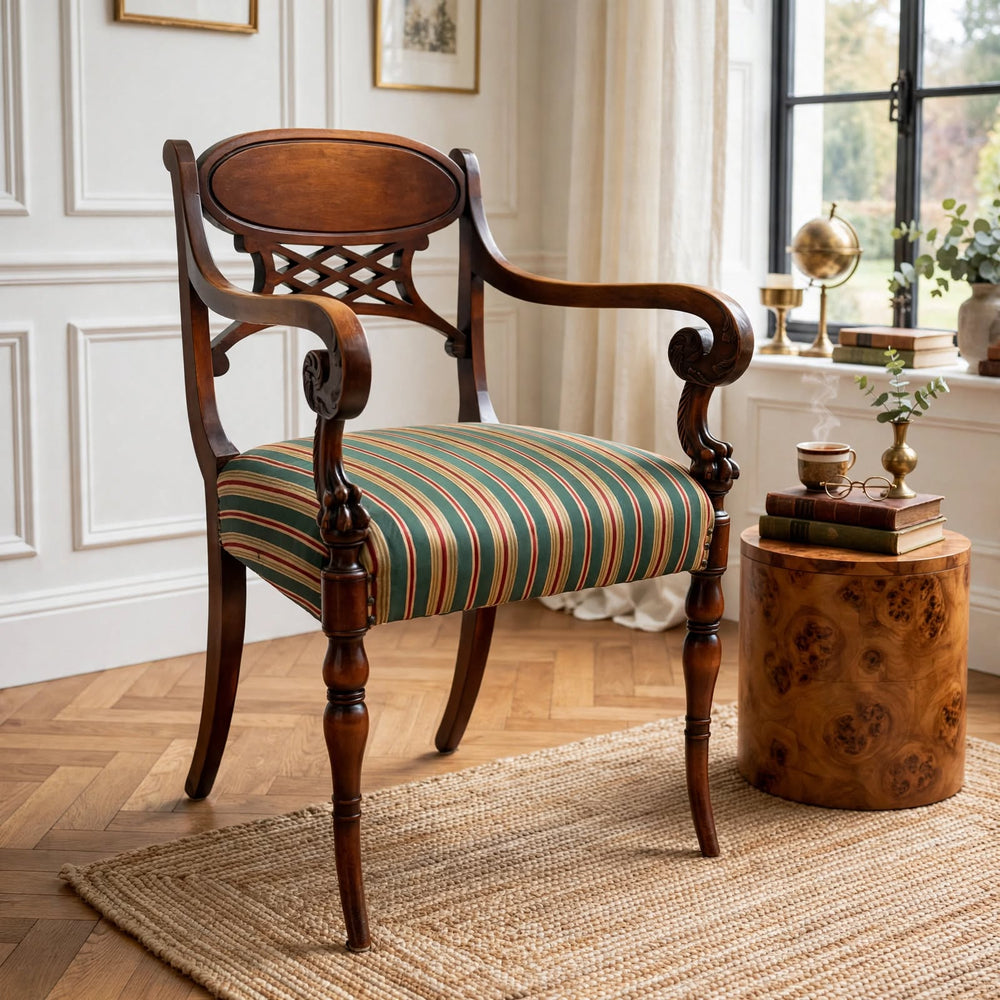 19th Century English Regency Sheraton Chair With Carved Lion's Paws and Lattice Back