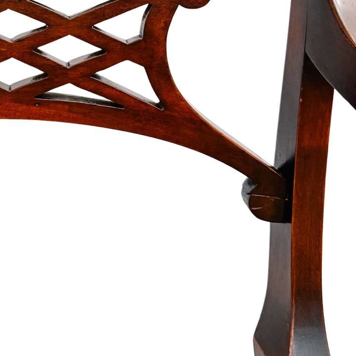 English Regency Sheraton Chair With Carved Lion's Paws and Lattice Back