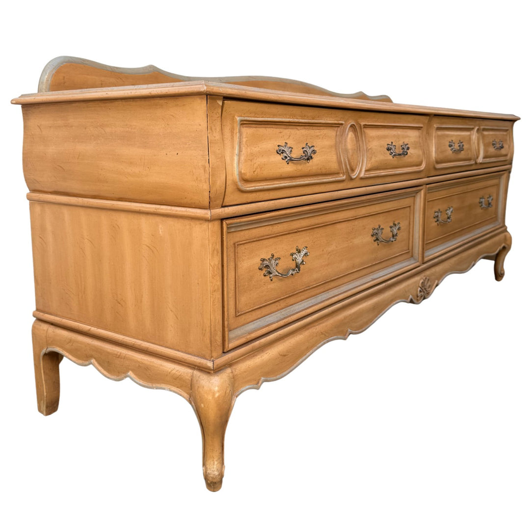 American of Martinsville Carved French Provincial Dresser