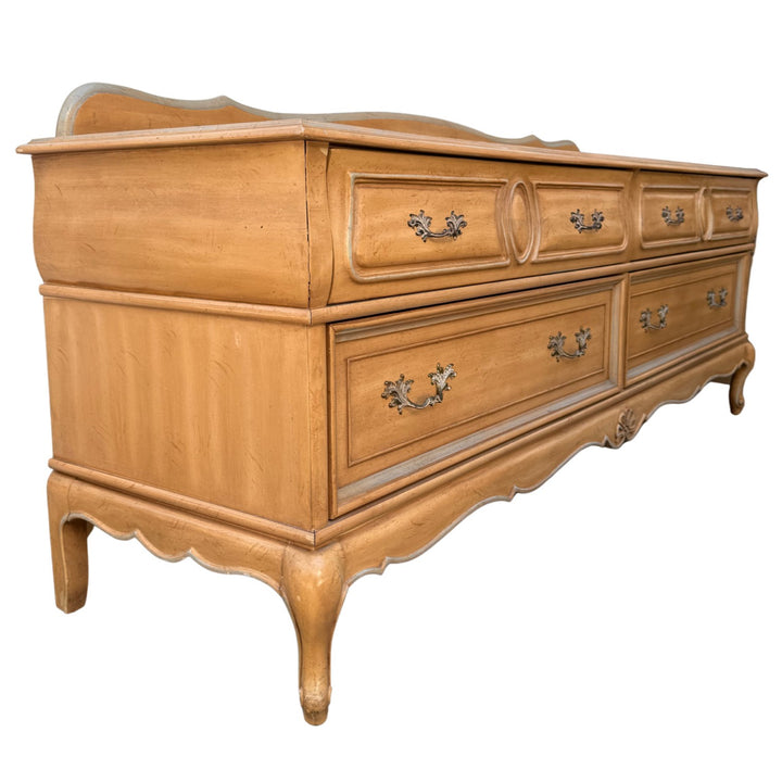 American of Martinsville Carved French Provincial Dresser
