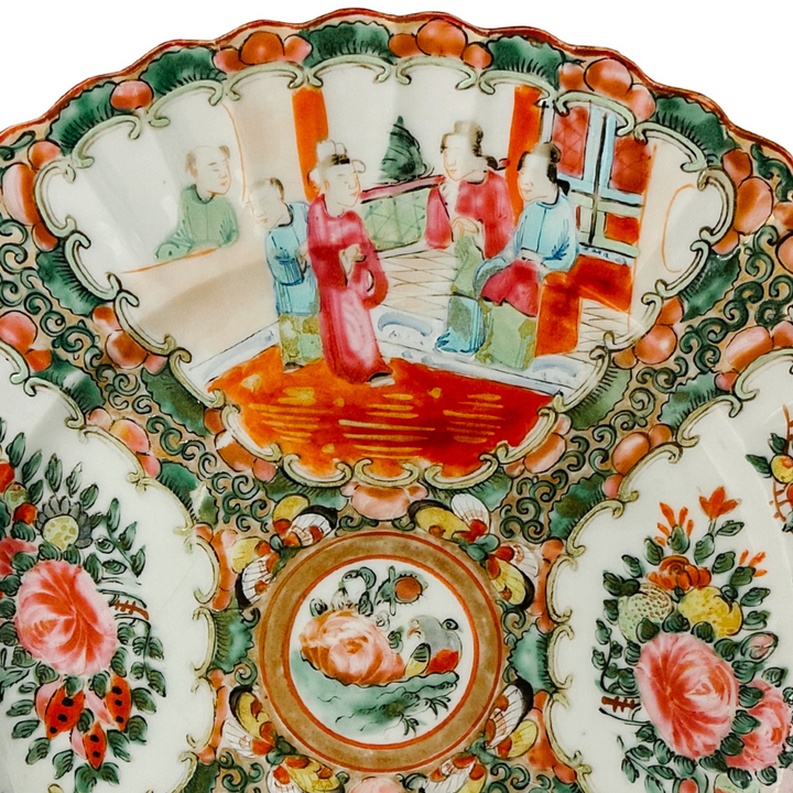 Antique Chinese Export Rose Medallion Fluted Plate