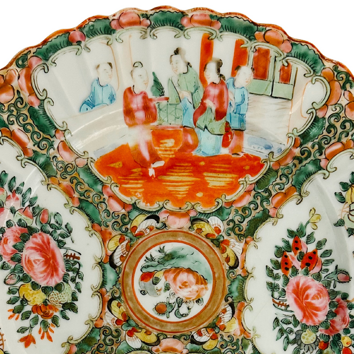 Antique Chinese Export Rose Medallion Fluted Plate