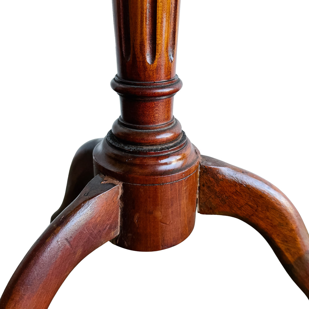 Antique French Neoclassical Mahogany Sunburst Inlaid Oval Side Table With Pierced Brass Gallery