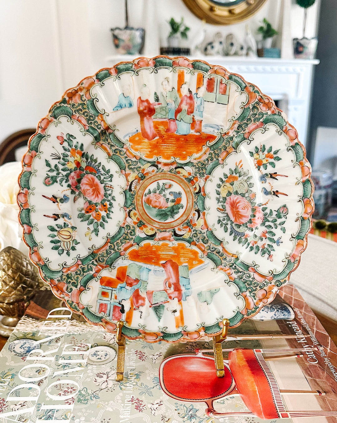 Antique Chinese Export Rose Medallion Fluted Plate
