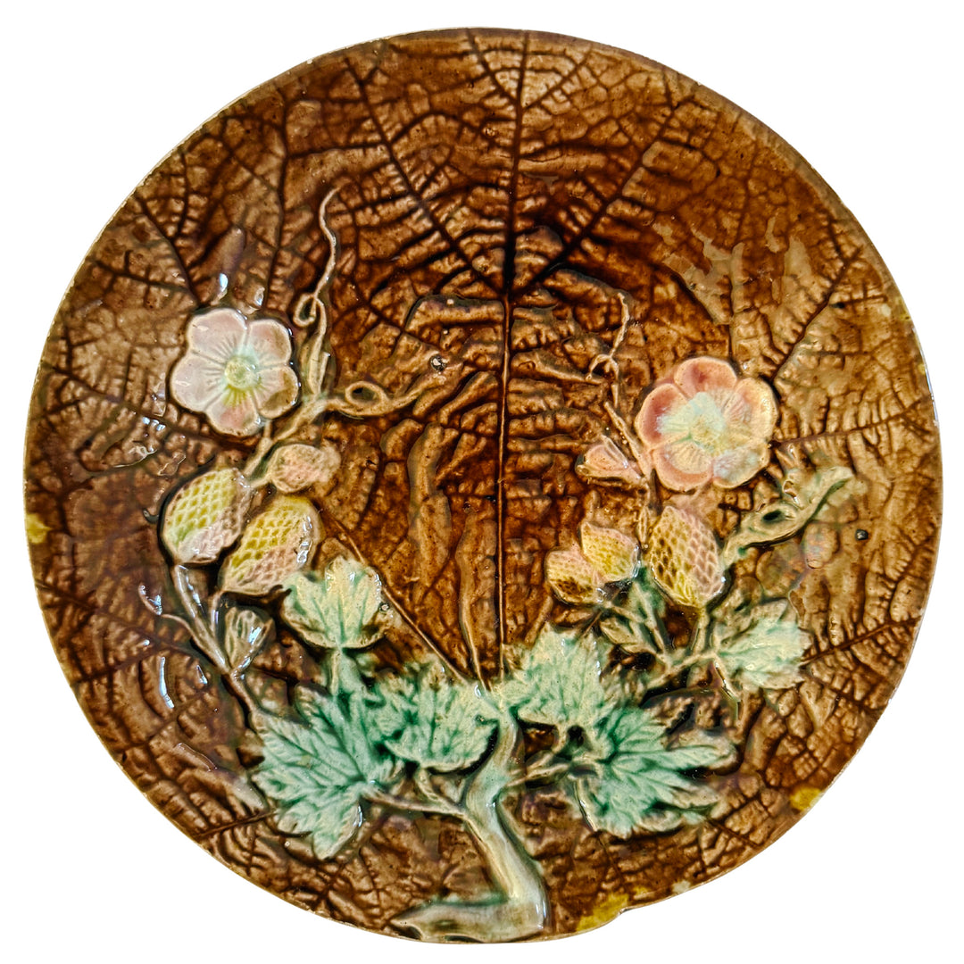 Antique English Majolica Strawberries Plate
