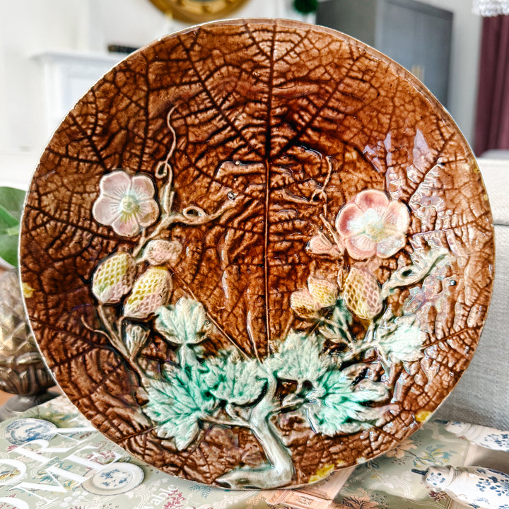 Antique English Majolica Strawberries Plate