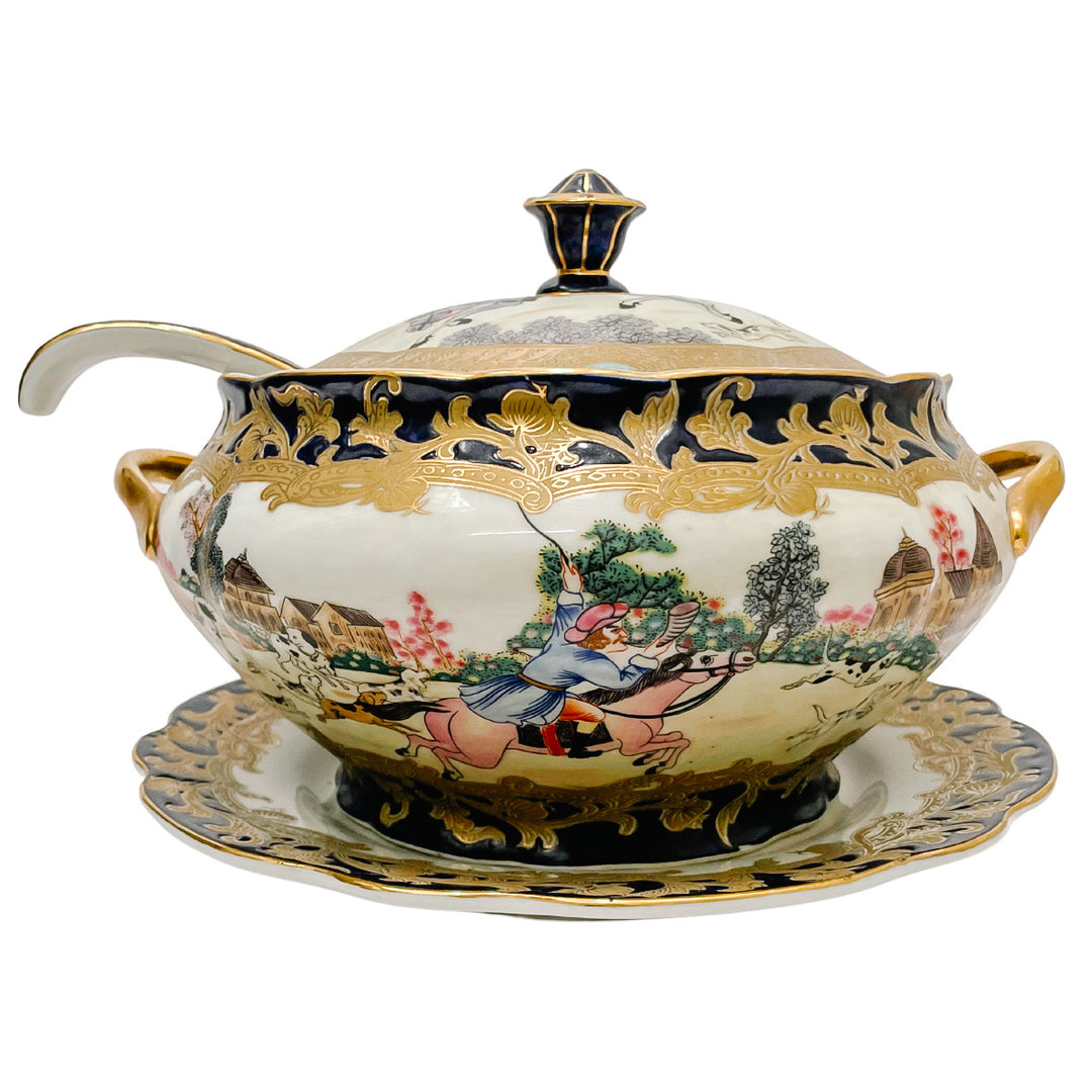 Chinese Export Hunting Scene Tureen With Underplate and Ladle