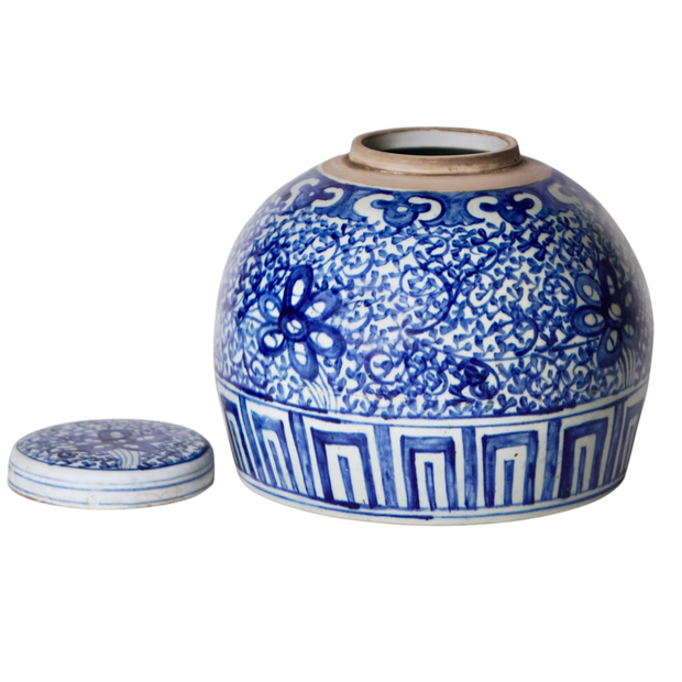 Chinese Blue & White Stylized Floral Lidded Jar
