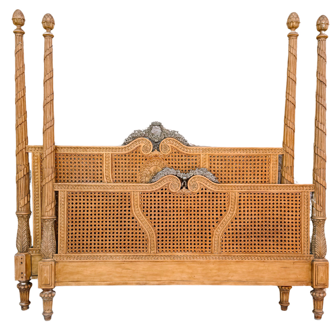 Drexel Heritage King Size Poster Bed Frame With Caning & Artichoke Finials