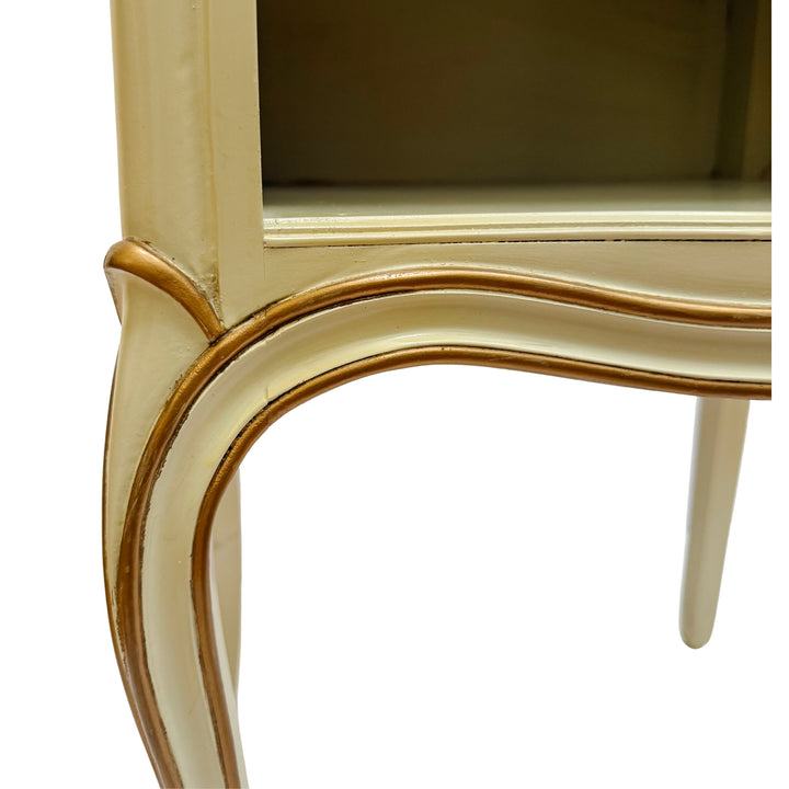 Drexel Touraine French Provincial Louis XV Style Crème Peinte Nightstands