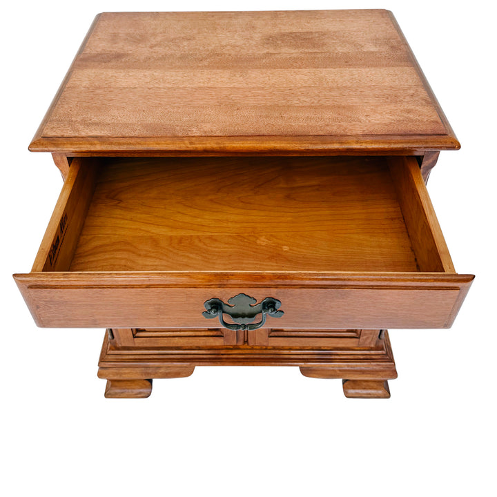Ethan Allen by Baumritter American Queen Anne Nightstands