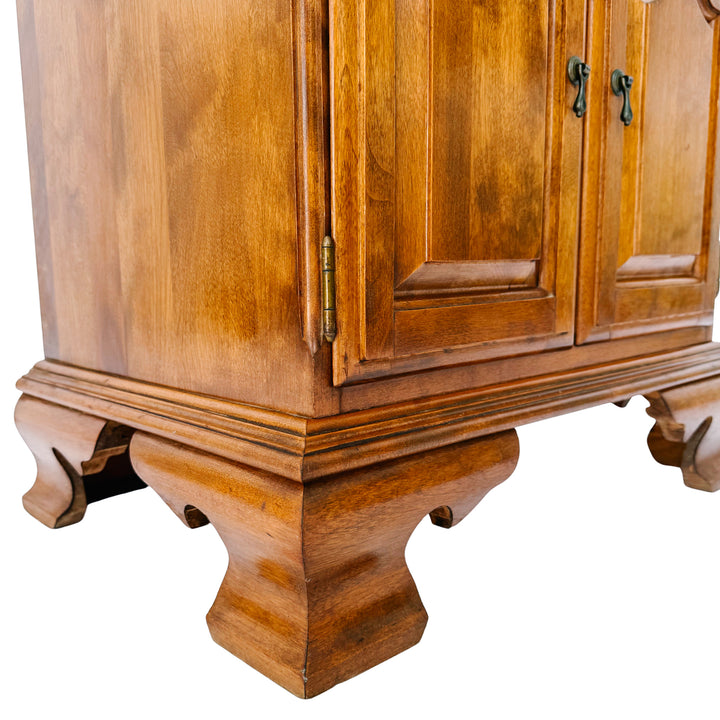 Ethan Allen by Baumritter American Queen Anne Nightstands