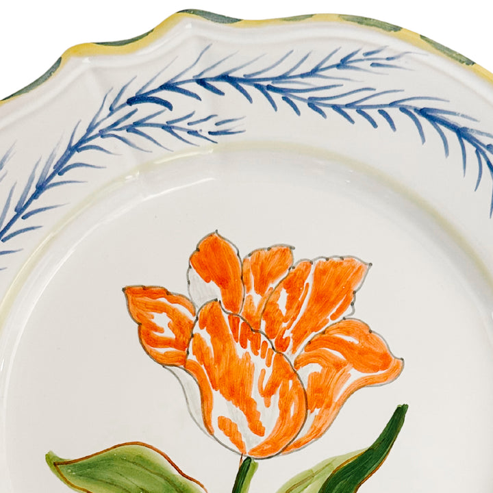 Italian Majolica Hand-Decorated Tulip Plate