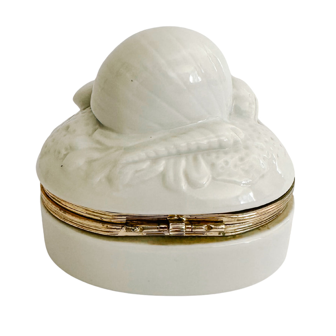 Japanese White Seashell Hinged Trinket Box