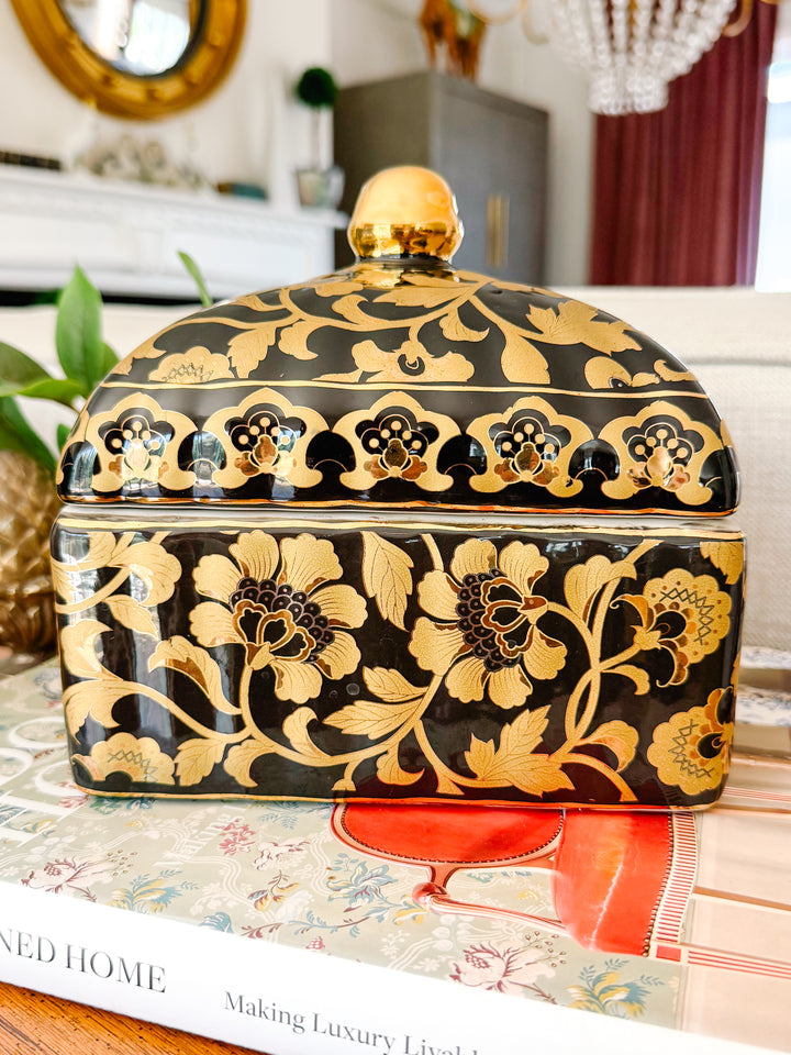 Large Black & Gold Chinoiserie Lidded Porcelain Box