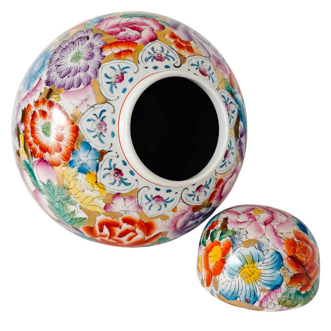 Large Chinese Polychrome Millefleurs Porcelain Mirrored Ginger Jar