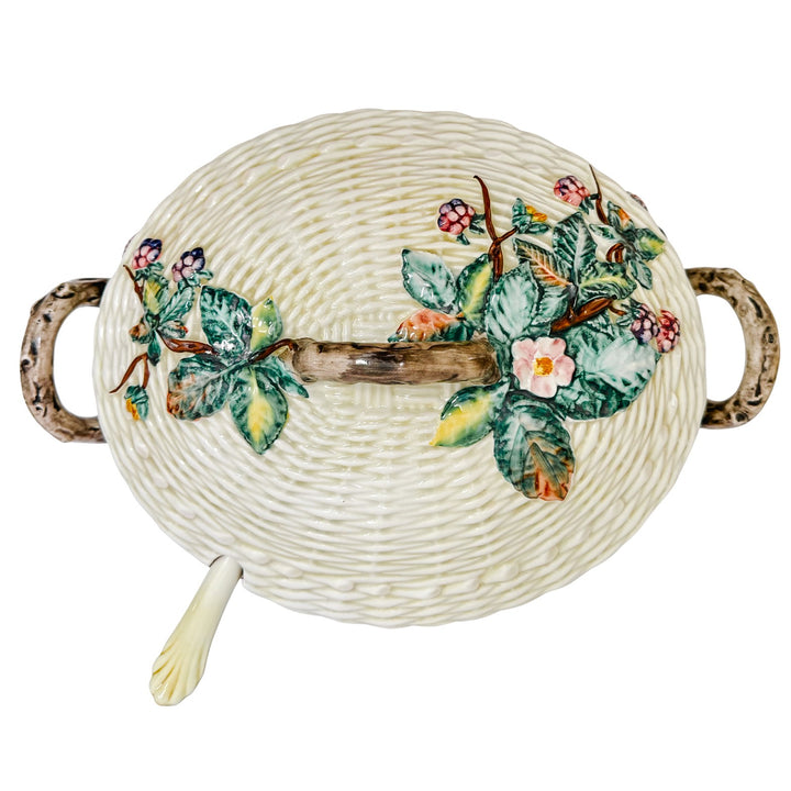 X-Large Italian Majolica Soup Tureen Set – Hand-Painted Blackberry & Basketweave Motif