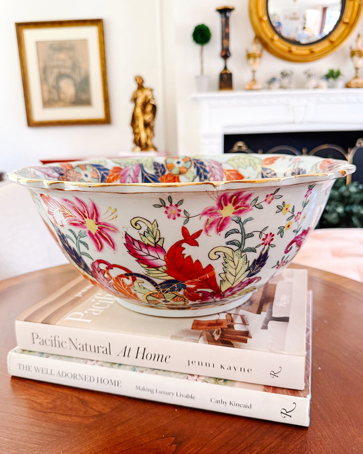 Large Scalloped Chinese Export Tobacco Leaf Porcelain Statement Centerpiece Bowl