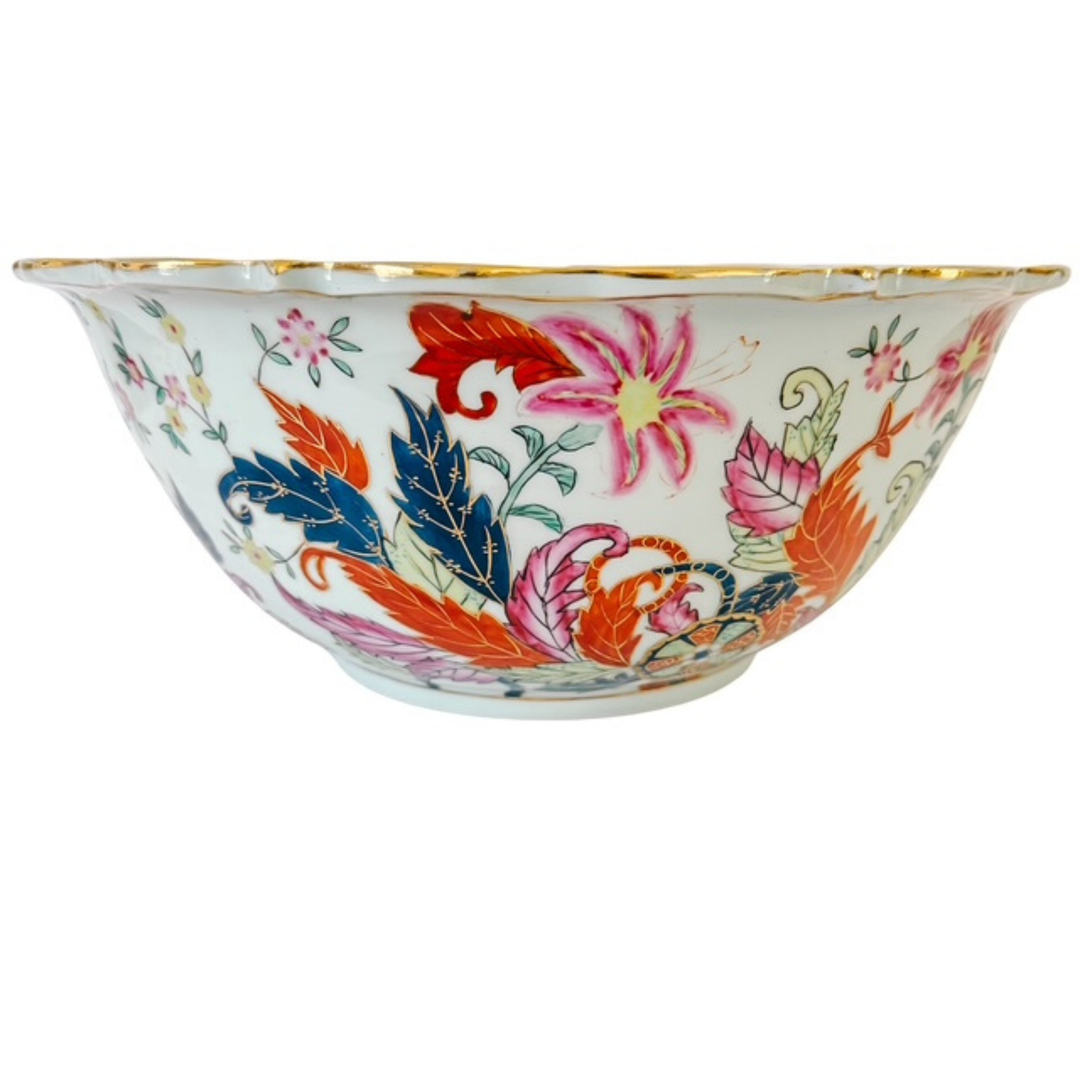 Large Scalloped Chinese Export Tobacco Leaf Porcelain Statement Centerpiece Bowl