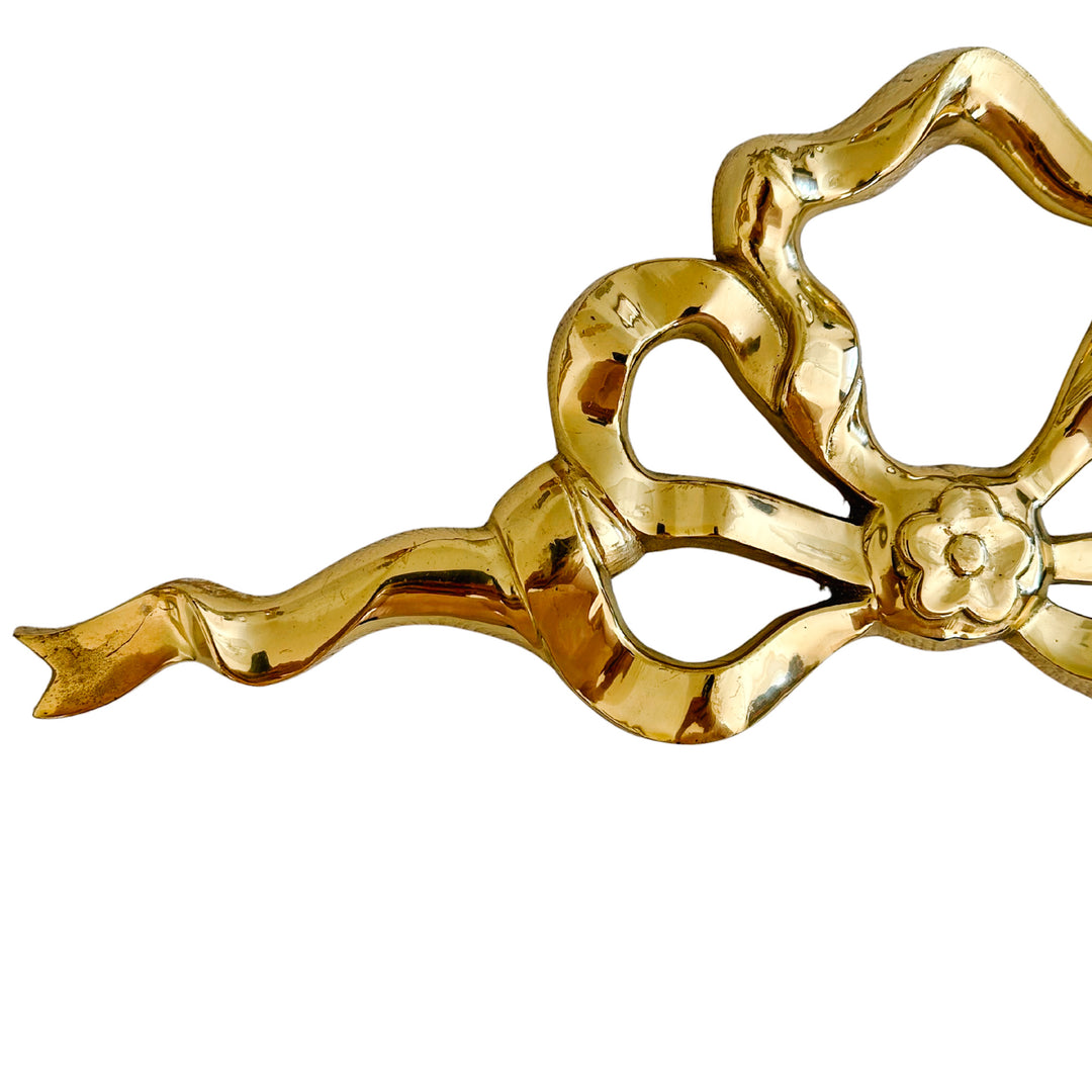 Large Vintage Hollywood Regency Solid Brass Bow & Ribbon Wall Hanging