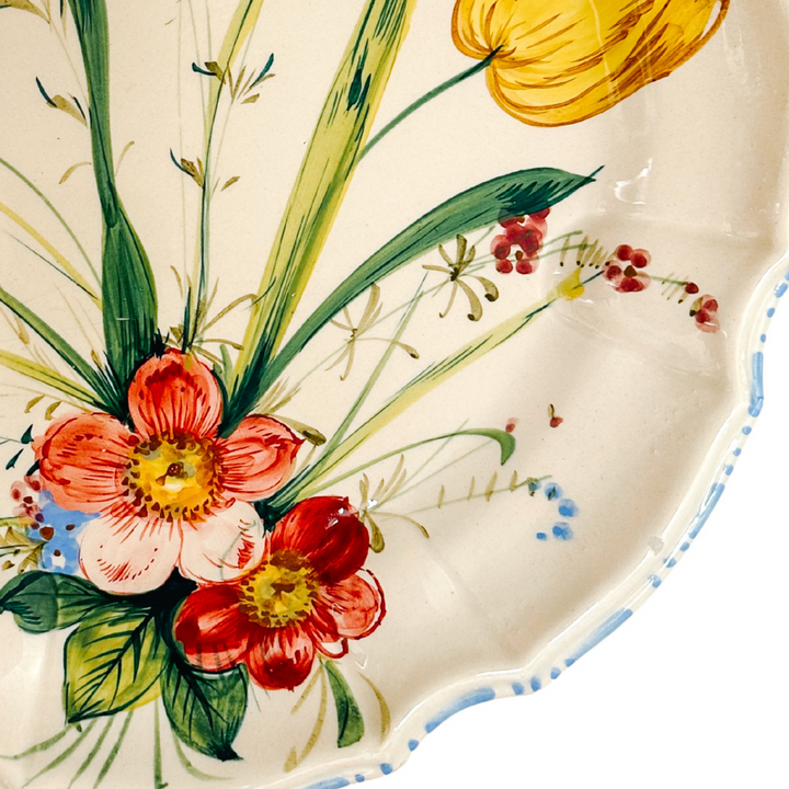 Large Italian Renaissance Majolica Floral Plate