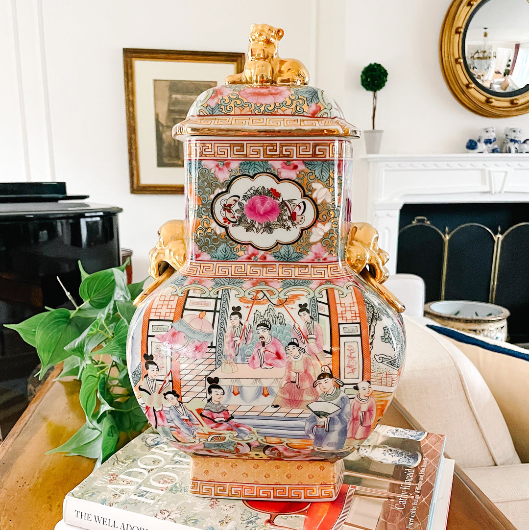 Large Rose Medallion Flat Jar With Gold Foo Topper
