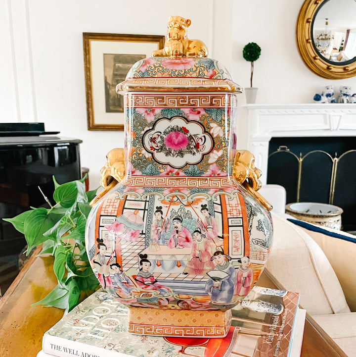 Large Rose Medallion Flat Jar With Gold Foo Topper