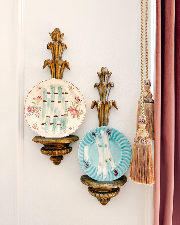 Pair of Florentine Style Giltwood Resin Wall Plate Holders