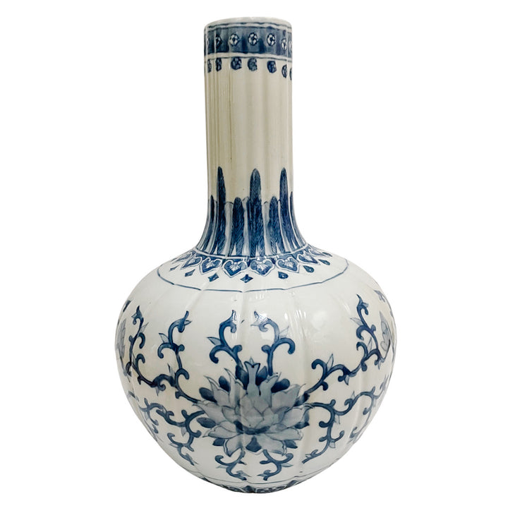 Vintage  Chinoiserie Blue & White Gourd Flower Vase