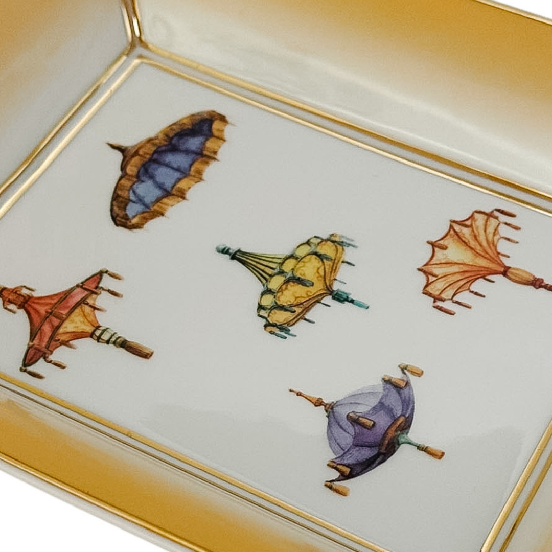 Chinoiserie Porcelain Valet Tray With Parasol & Umbrella Motif With Gold Gilt Trim
