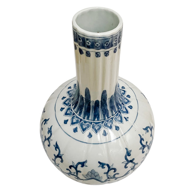 Vintage  Chinoiserie Blue & White Gourd Flower Vase