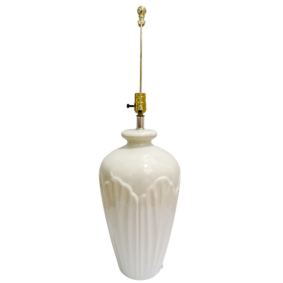 Vintage Cream Fluted Ceramic Table Lamp – Hollywood Regency Style