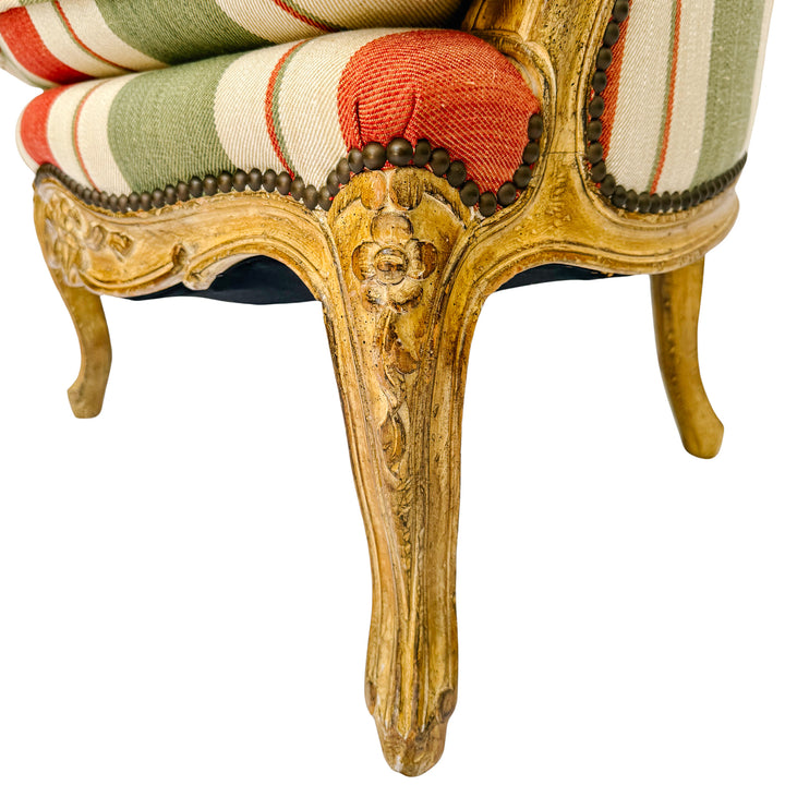 Vintage French Louis XV Bergère en Cabriolet Chairs With Striped Upholstery (11)
