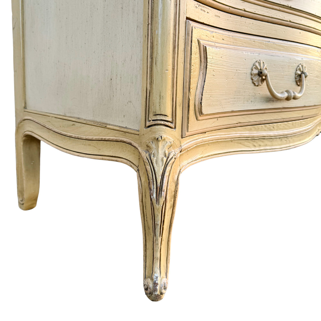Henredon French Provincial Louis XV Dresser
