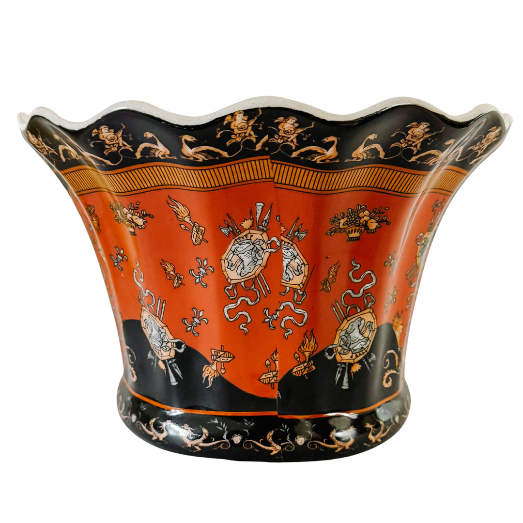 United Wilson Neoclassical Scalloped Ceramic Cachepot