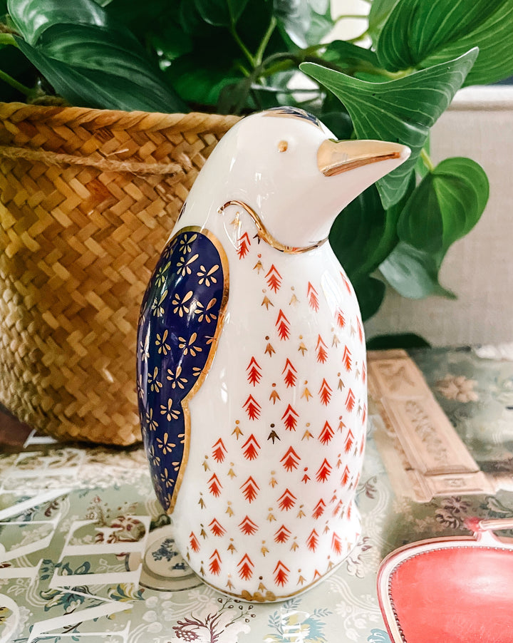 Vintage Japanese Imari Porcelain Penguin Paperweight
