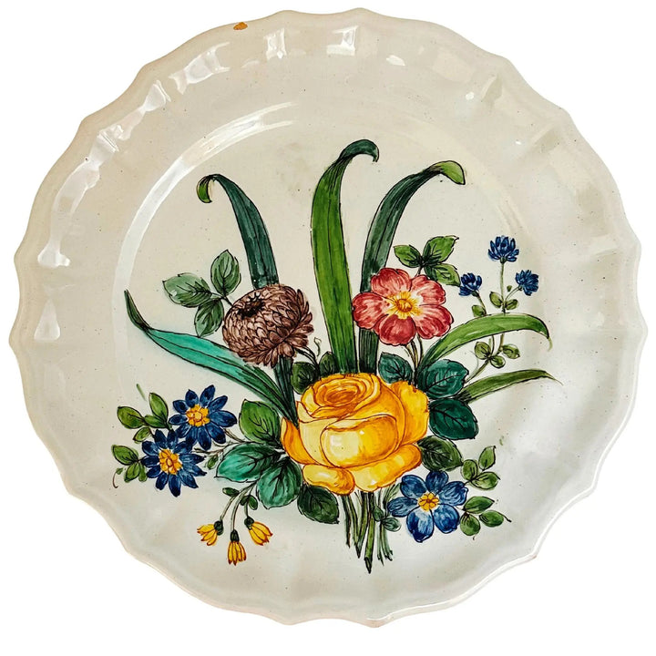 Early 20th Century Cantagalli Italian Renaissance Majolica Hand-Painted Floral Plates 9.75"