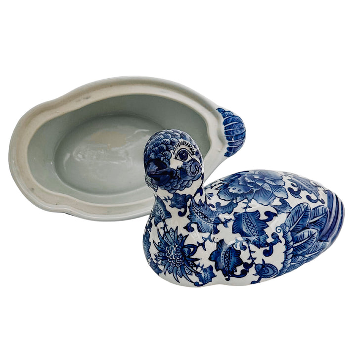 Seymour Mann Blue & White Quail Form Lidded Box