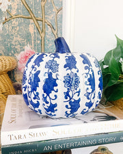Large Chinoiserie Blue & White Decorative Pumpkin