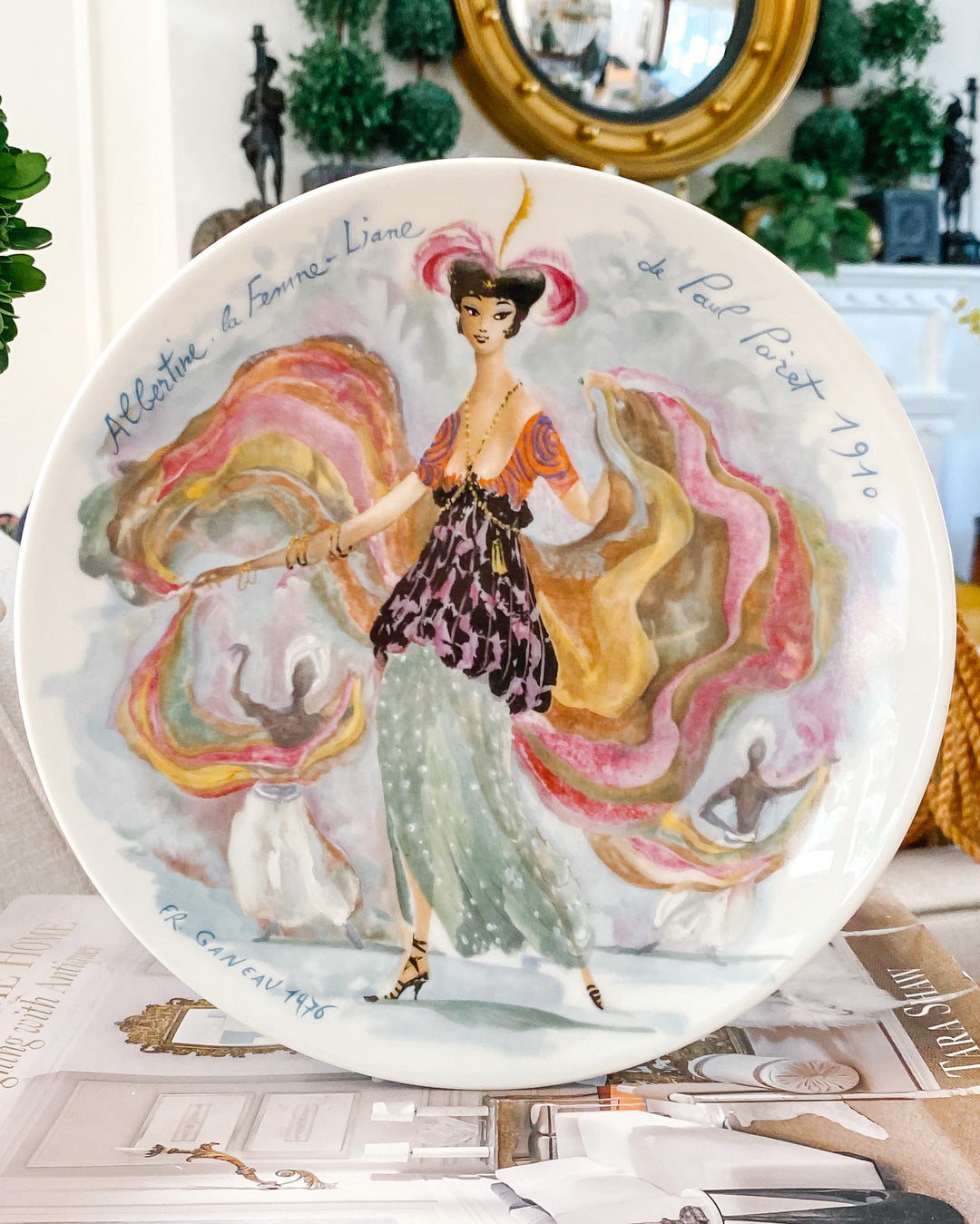 Set of 5 Henri D'Arceau L. & Fils high quality Les Femmes Du Siecle Collectible Plates