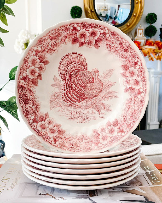 Queen's Red & White Thanksgiving Turkey Plates