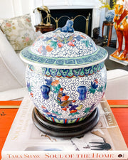 Famille Rose Butterfly Rice Jar With Foo Dog Top