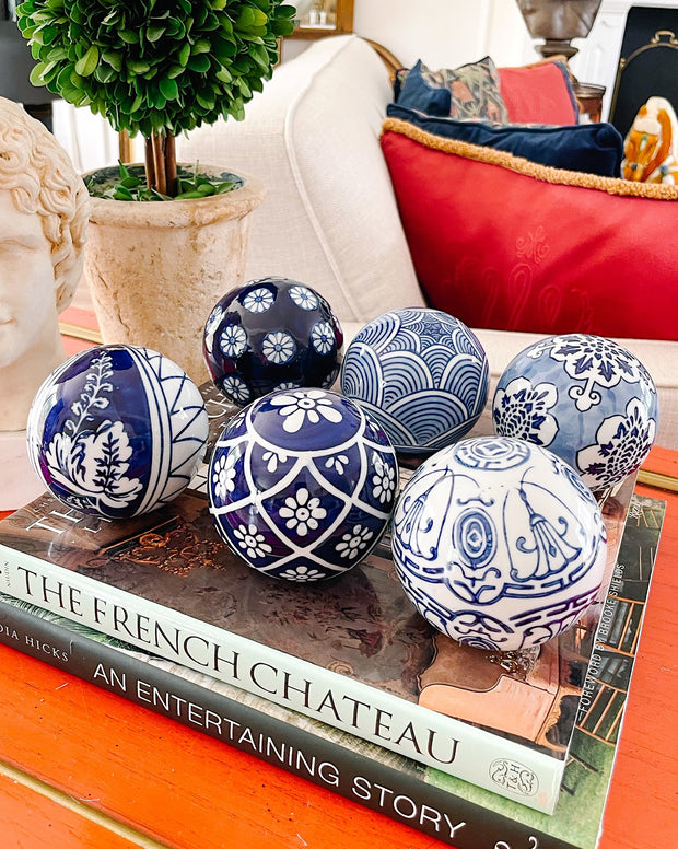 Set Of 6 Blue & White Porcelain Carpet Balls
